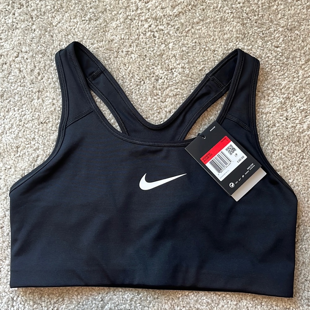NWT Nike swoosh sports bra